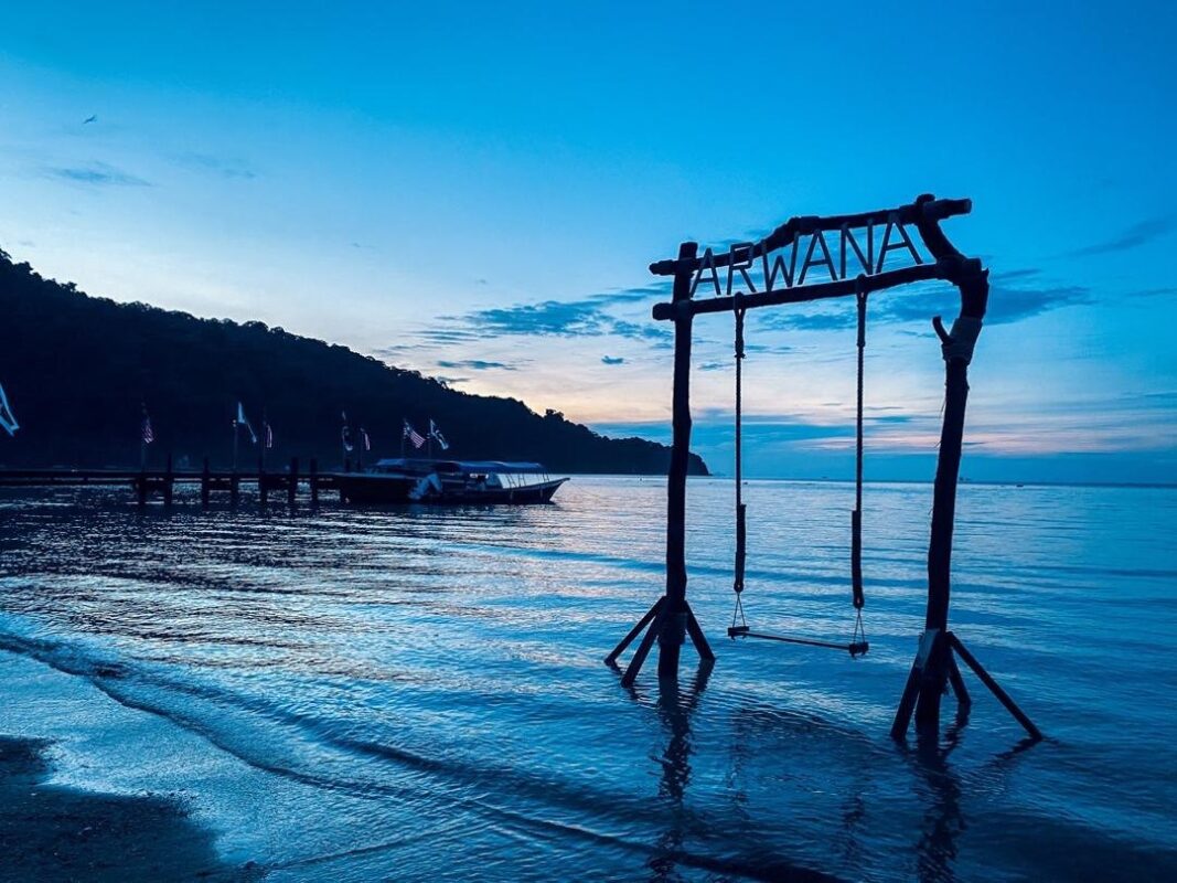 Arwana Perhentian beach swing